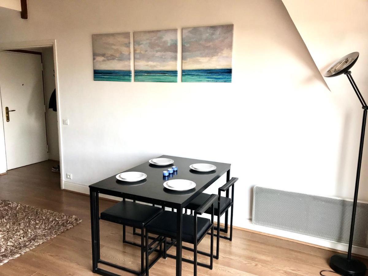 Appartement 3 Chambres Avec Roof Top A 5 Mn De La Plage Deauville Kültér fotó